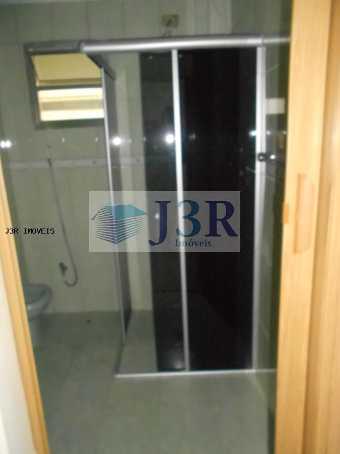 Apartamento para alugar com 2 quartos, 82m² - Foto 11