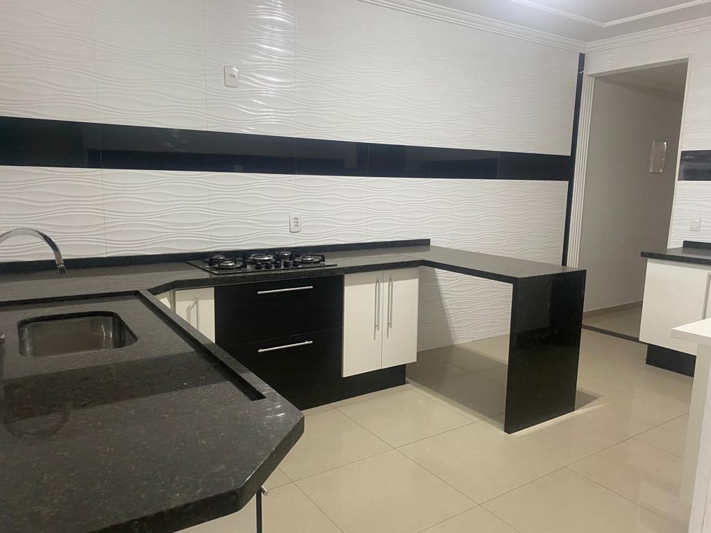 Casa à venda com 3 quartos, 350m² - Foto 7