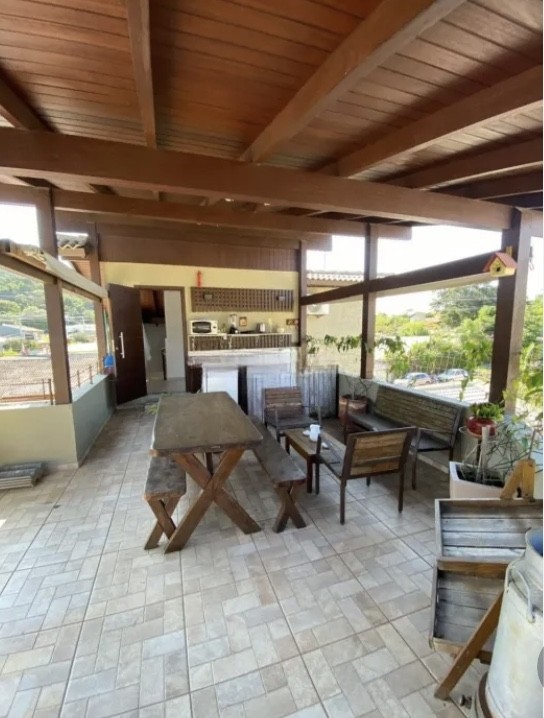 Casa para alugar com 3 quartos, 350m² - Foto 23