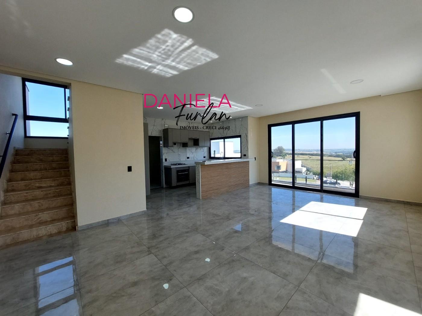 Casa de Condomínio para alugar com 3 quartos, 302m² - Foto 2
