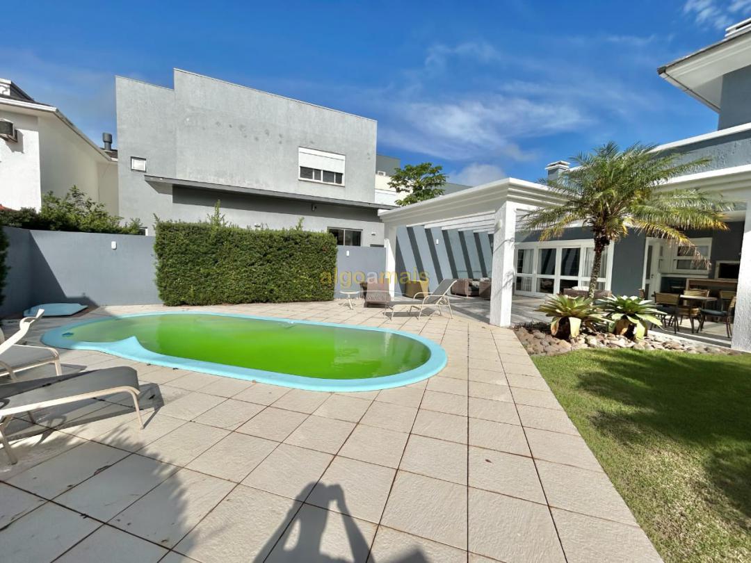 Casa de Condomínio à venda com 4 quartos, 220m² - Foto 4