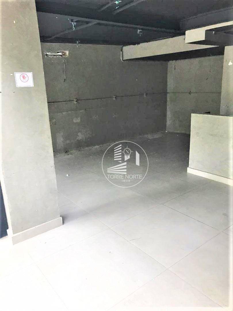 Sobrado para alugar com 5 quartos, 180m² - Foto 24
