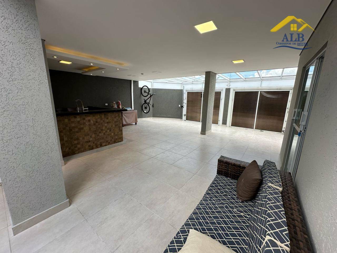 Sobrado à venda com 3 quartos, 220m² - Foto 6