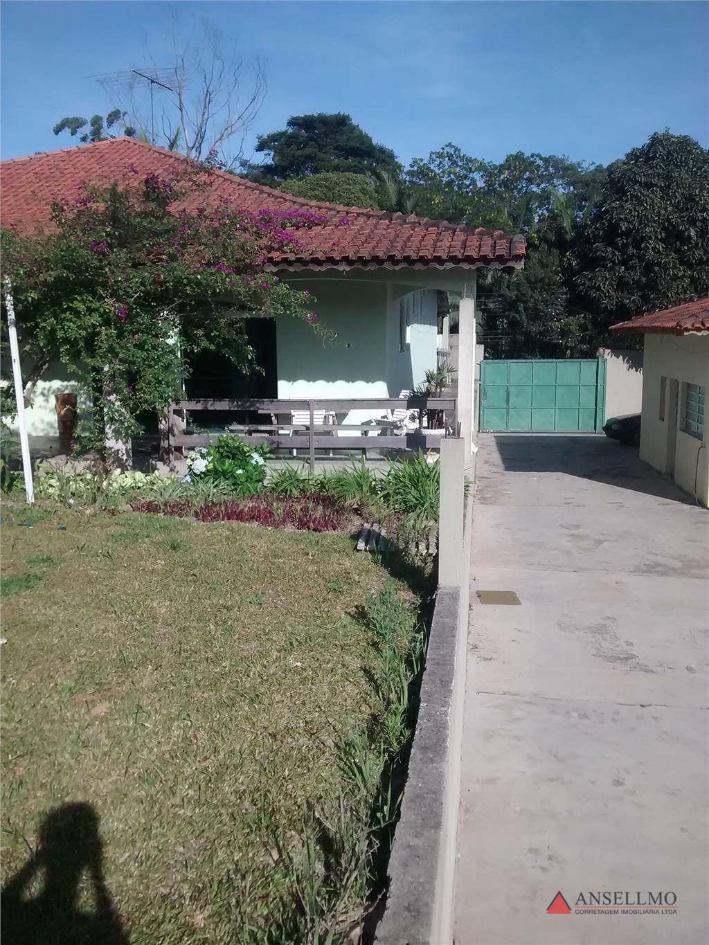 Chácara à venda e aluguel com 12 quartos, 800m² - Foto 1