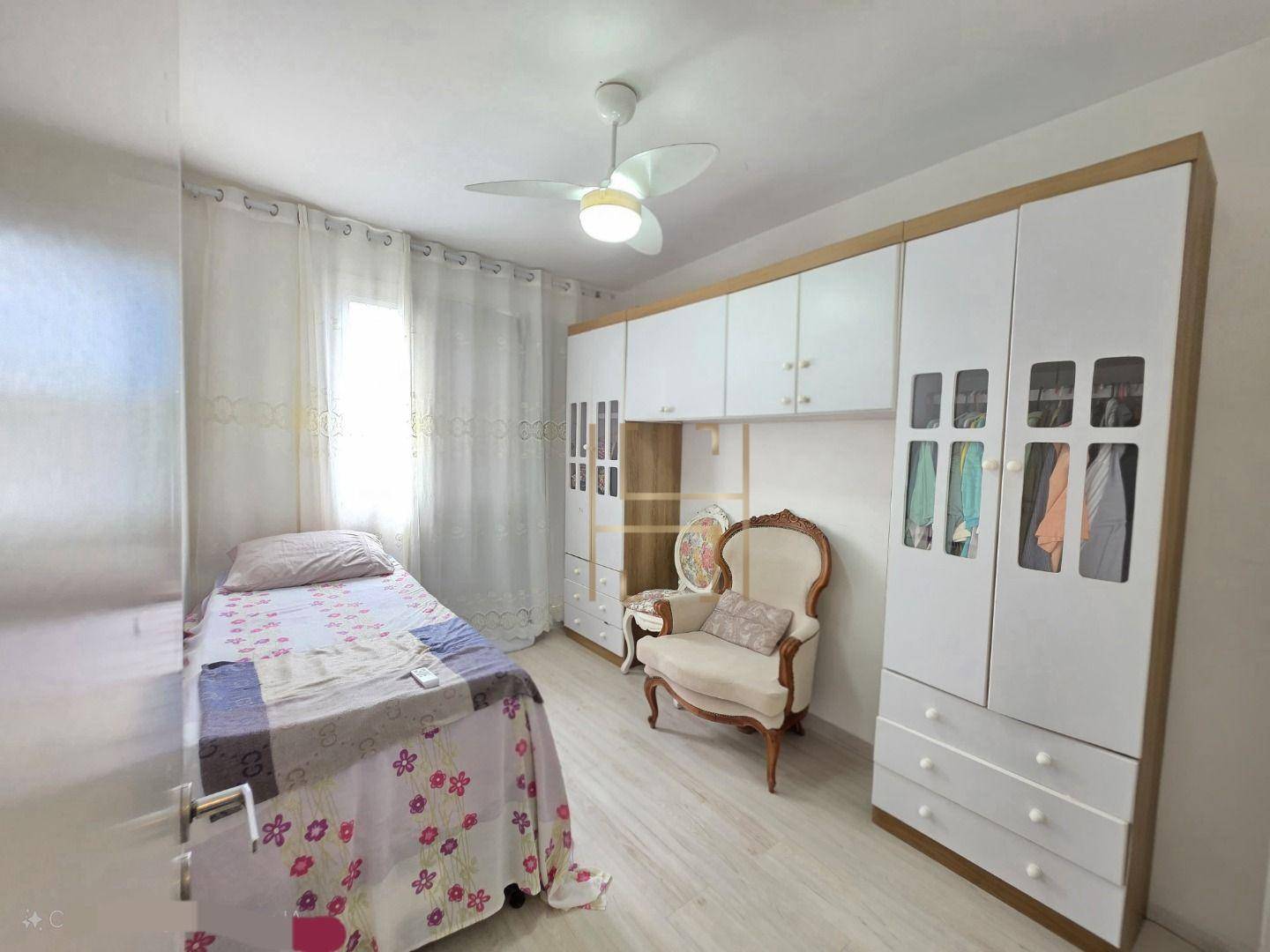 Apartamento à venda com 2 quartos, 1m² - Foto 7