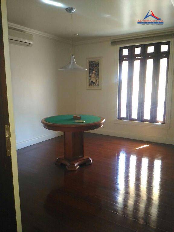 Casa à venda com 5 quartos, 600m² - Foto 9