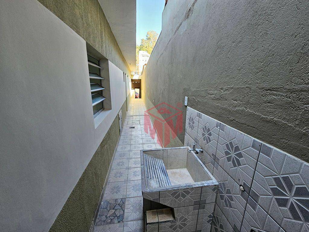 Casa para alugar com 1 quarto, 50m² - Foto 16