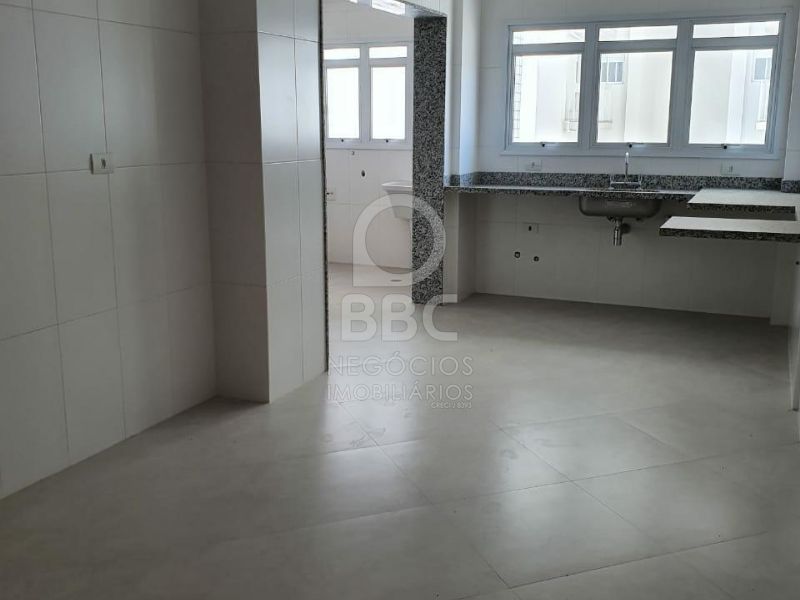 Apartamento para alugar com 3 quartos, 155m² - Foto 6