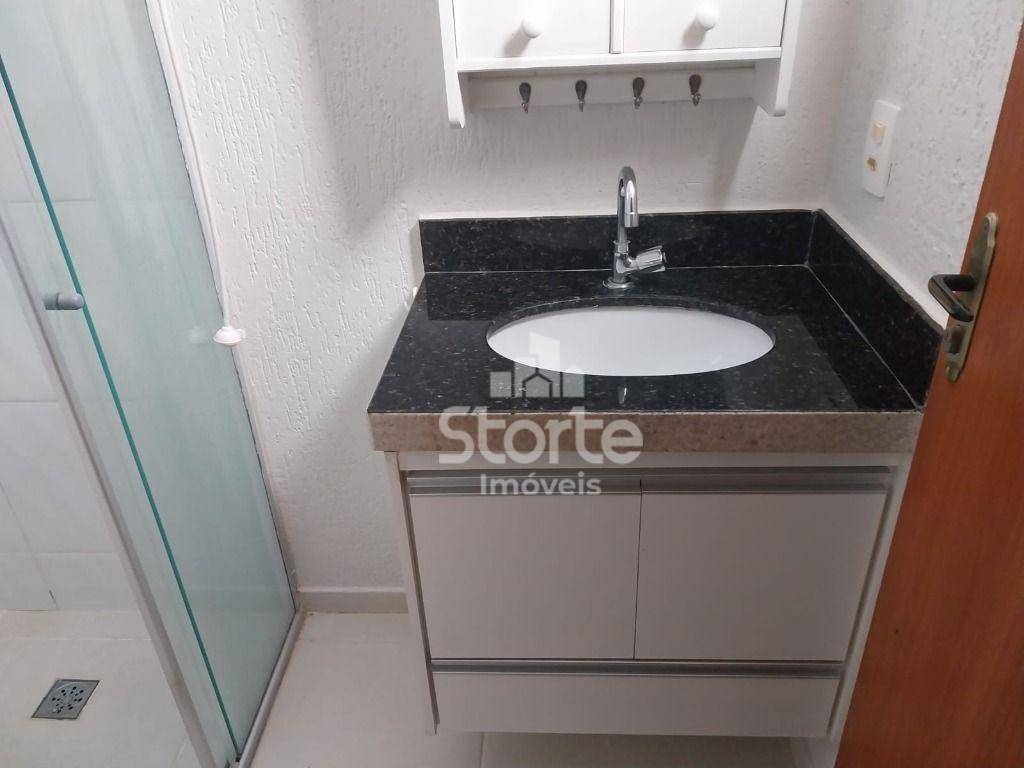 Sobrado para alugar com 2 quartos, 60m² - Foto 8