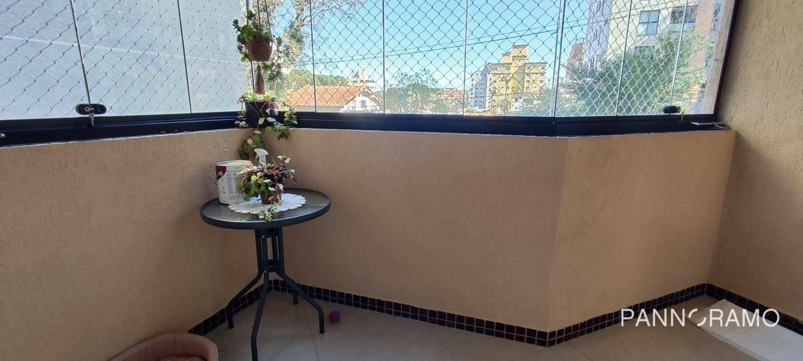 Apartamento para alugar com 3 quartos, 90m² - Foto 3