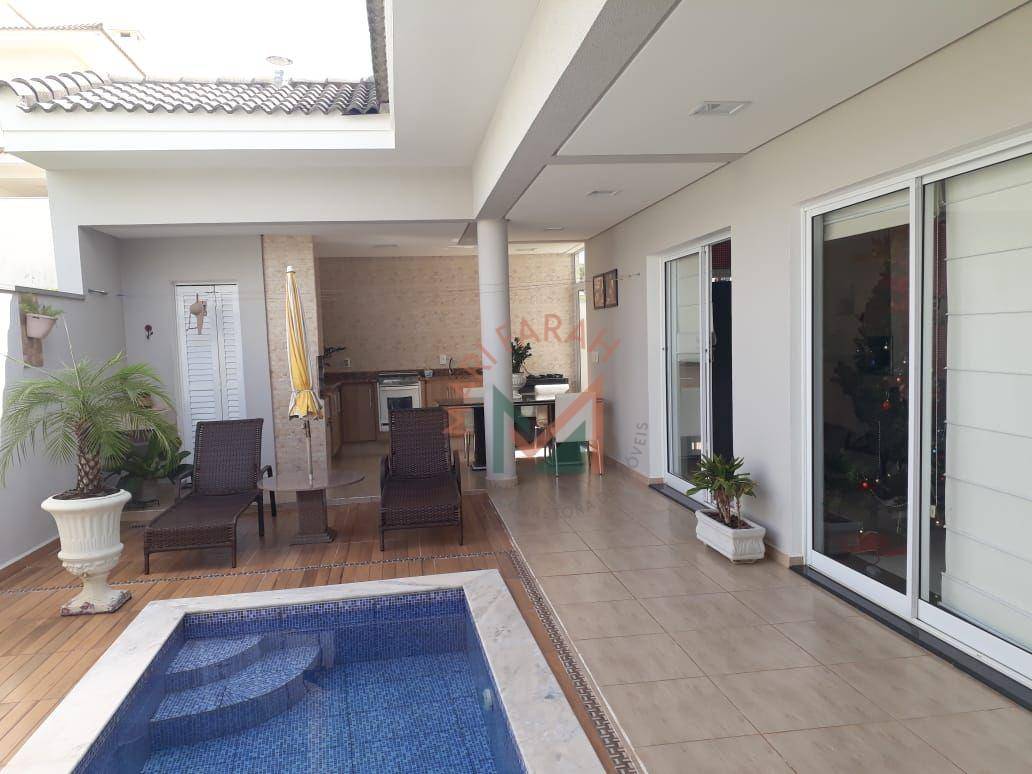 Casa de Condomínio à venda com 3 quartos, 318m² - Foto 3