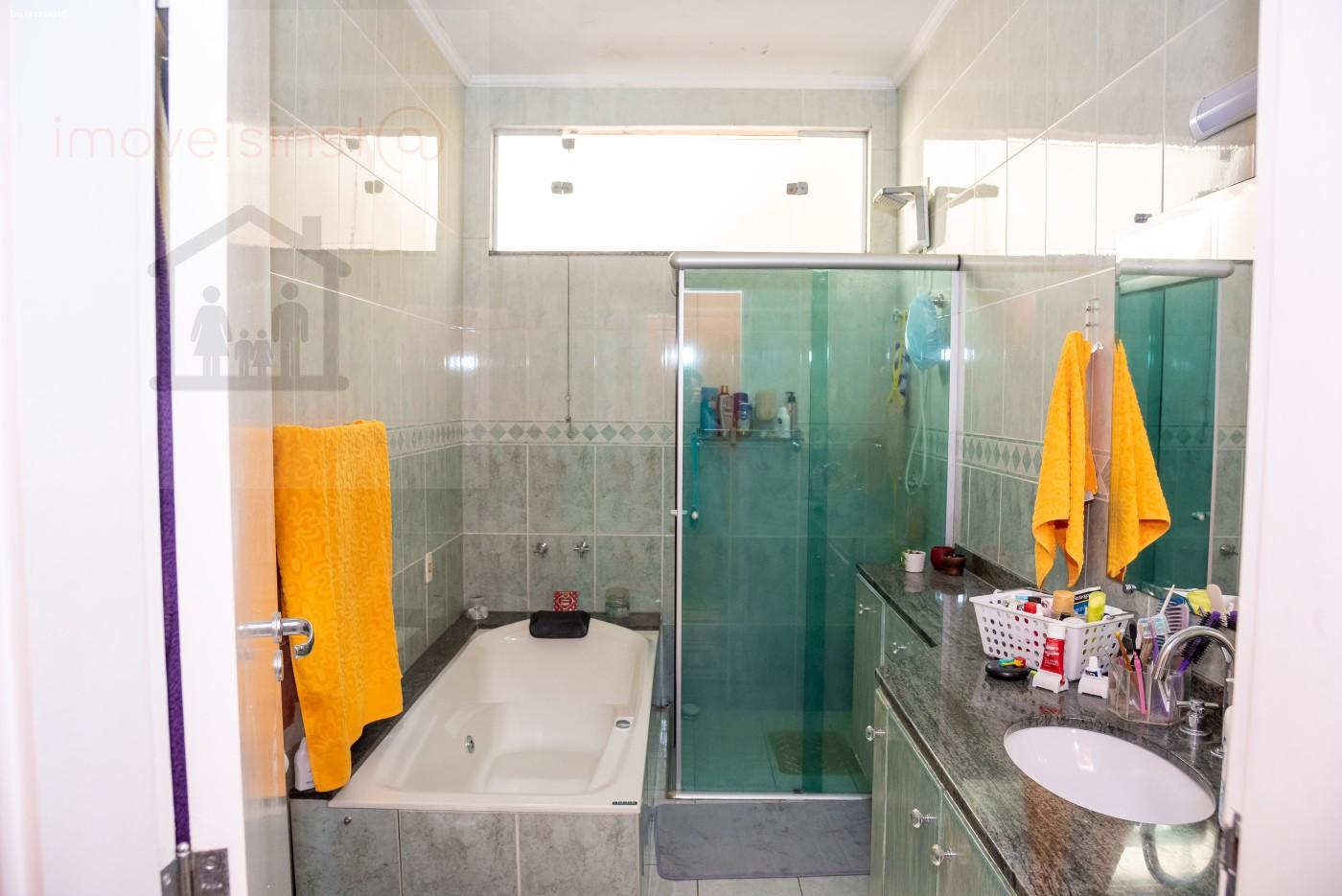Casa de Condomínio à venda com 4 quartos, 298m² - Foto 17