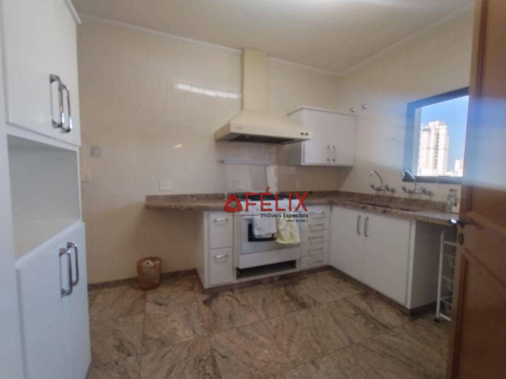Apartamento para alugar com 4 quartos, 256m² - Foto 30