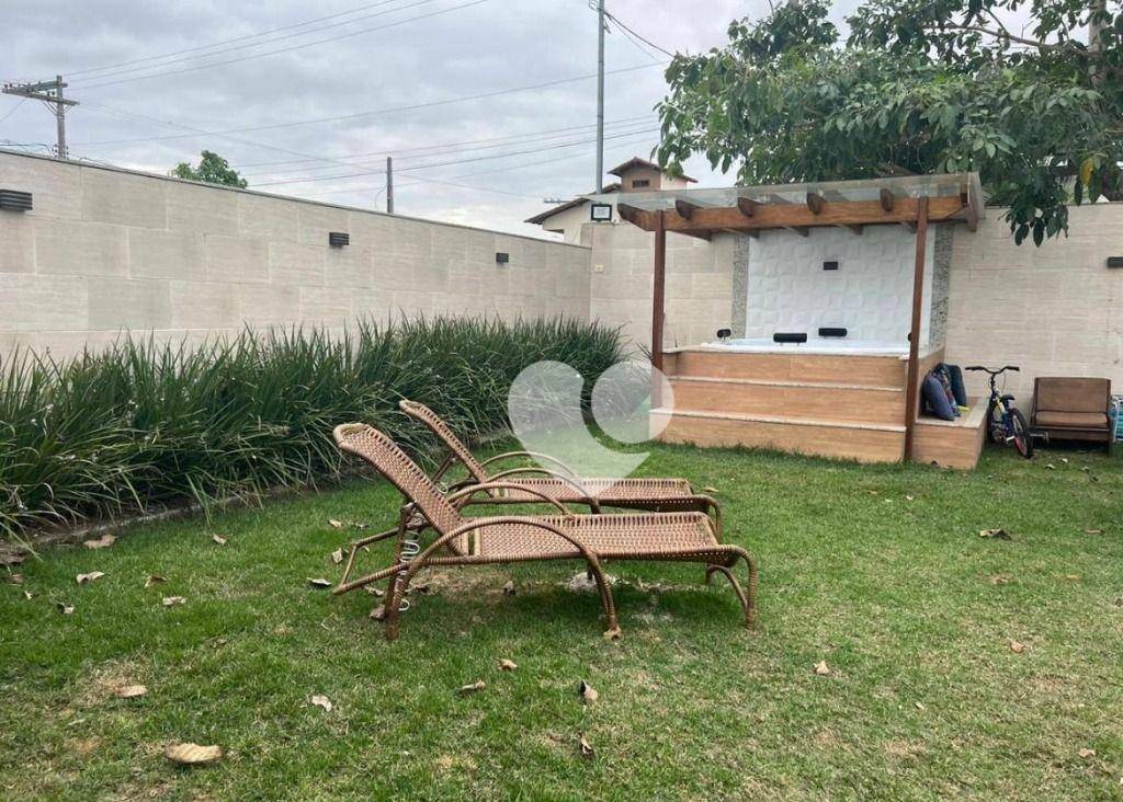 Casa de Condomínio à venda com 2 quartos, 250m² - Foto 4