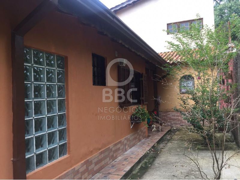 Casa à venda com 2 quartos, 313m² - Foto 3
