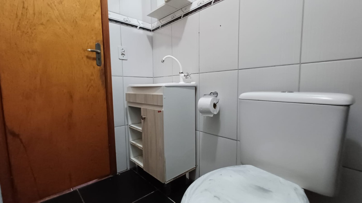 Casa à venda com 2 quartos, 68m² - Foto 17