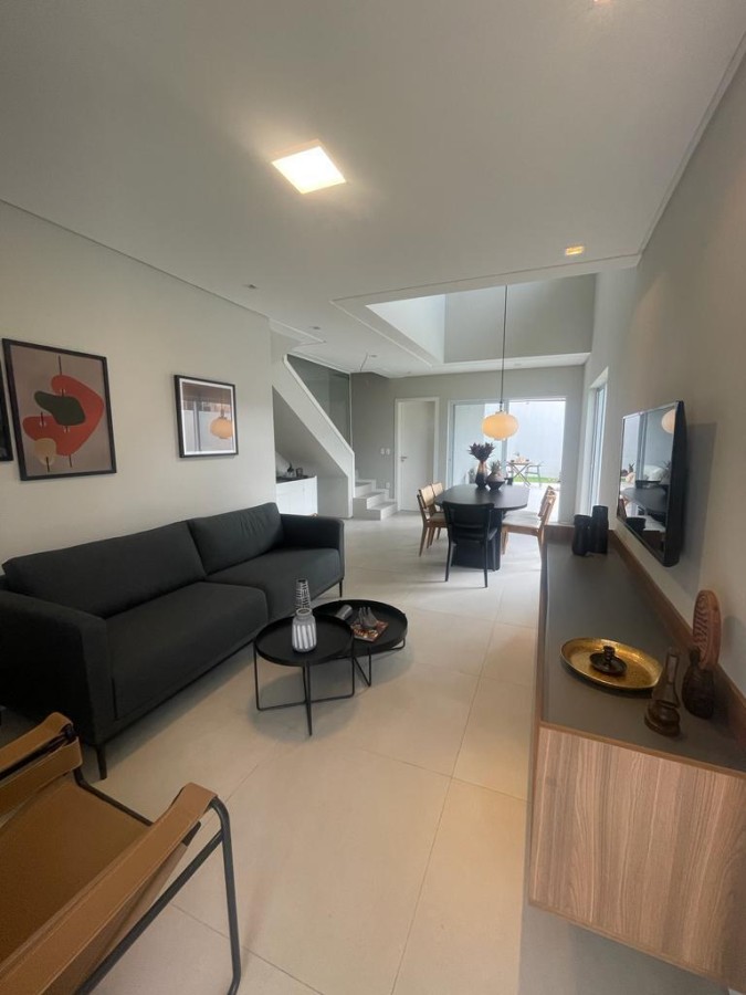 Casa à venda com 4 quartos, 151m² - Foto 12