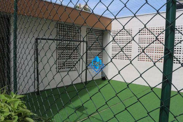 Apartamento para alugar com 2 quartos, 70m² - Foto 19