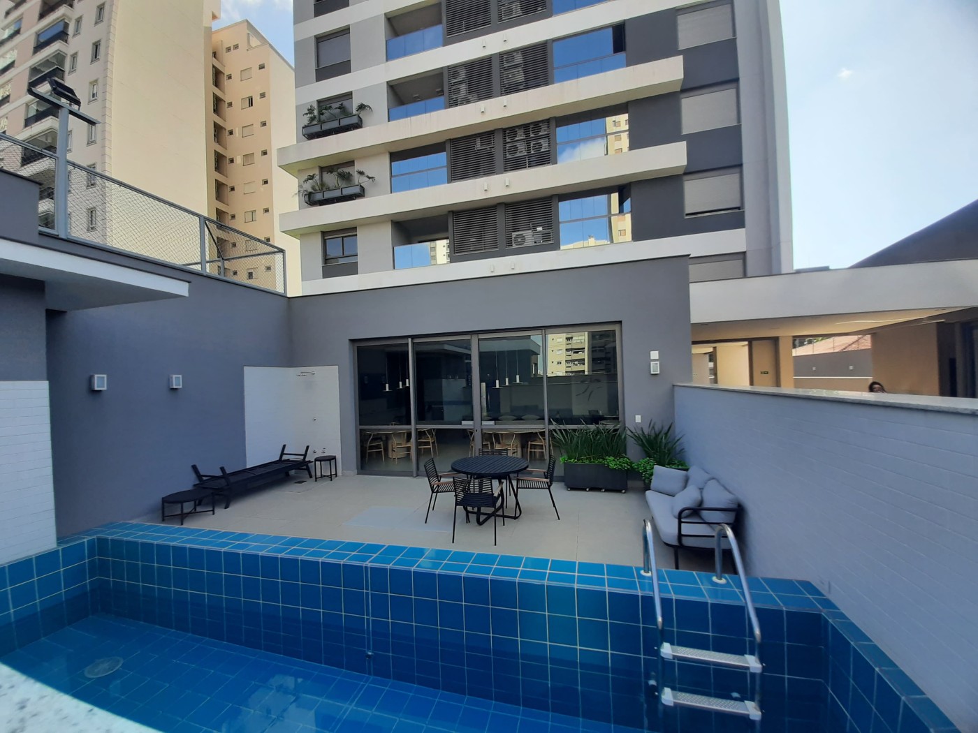 Apartamento para alugar com 3 quartos, 100m² - Foto 27