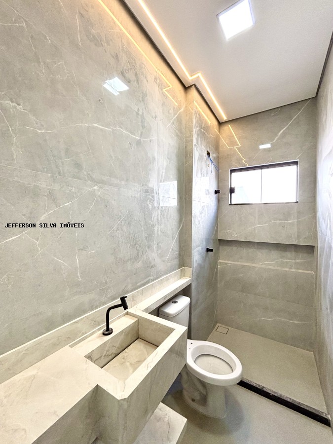 Casa à venda com 2 quartos, 56m² - Foto 19