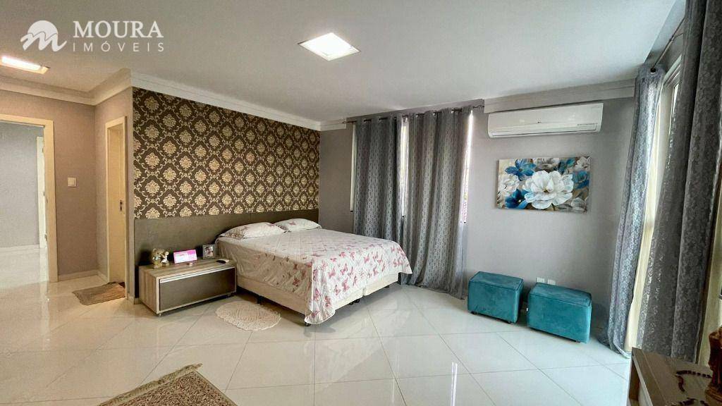 Casa de Condomínio à venda com 4 quartos, 360m² - Foto 14