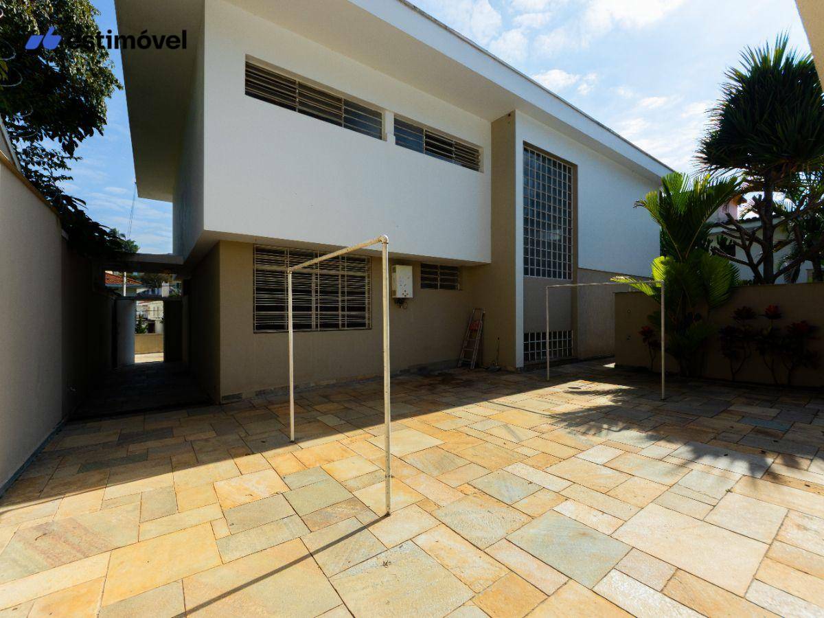 Casa à venda com 3 quartos, 384m² - Foto 40