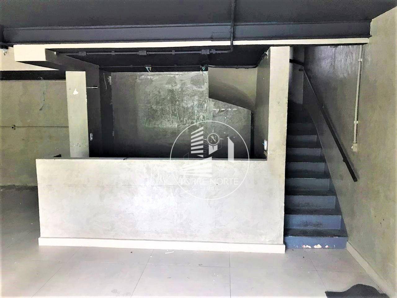 Sobrado para alugar com 5 quartos, 180m² - Foto 18