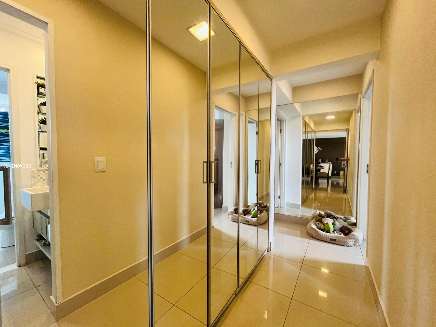 Apartamento à venda com 3 quartos, 113m² - Foto 7