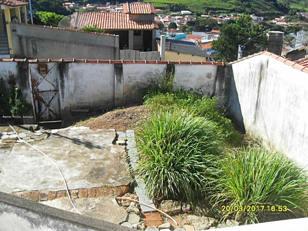 Casa à venda com 2 quartos, 200m² - Foto 7
