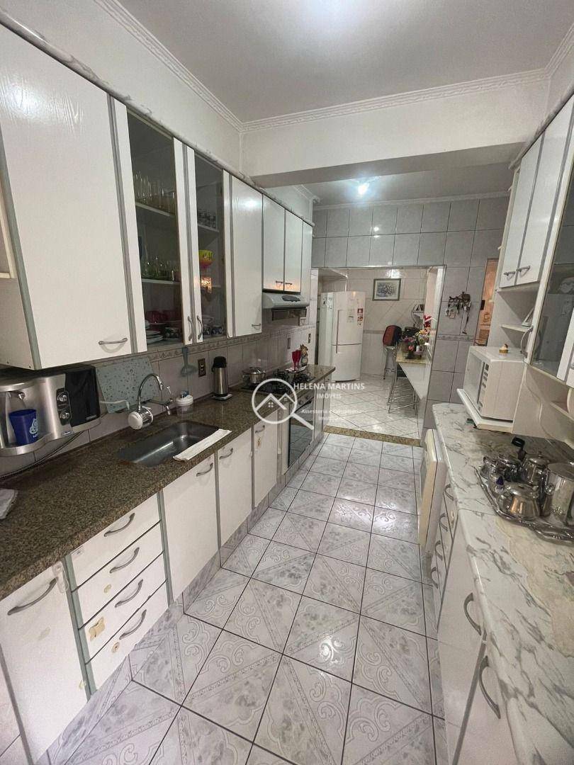 Sobrado à venda com 3 quartos, 229m² - Foto 30