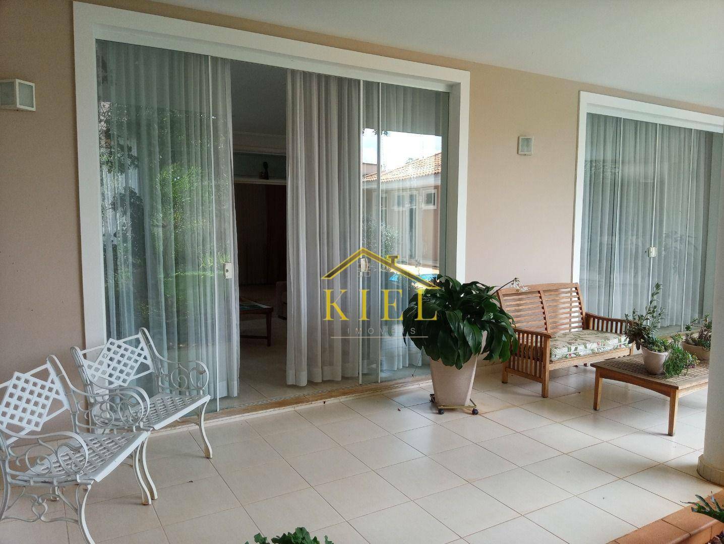 Casa para alugar com 4 quartos, 489m² - Foto 55