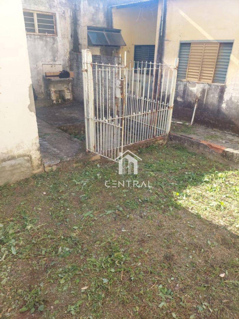 Casa à venda com 2 quartos, 1501m² - Foto 4