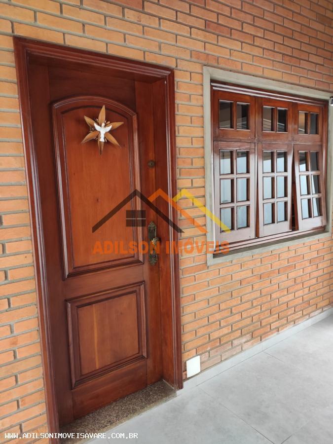 Casa à venda com 3 quartos, 244m² - Foto 31