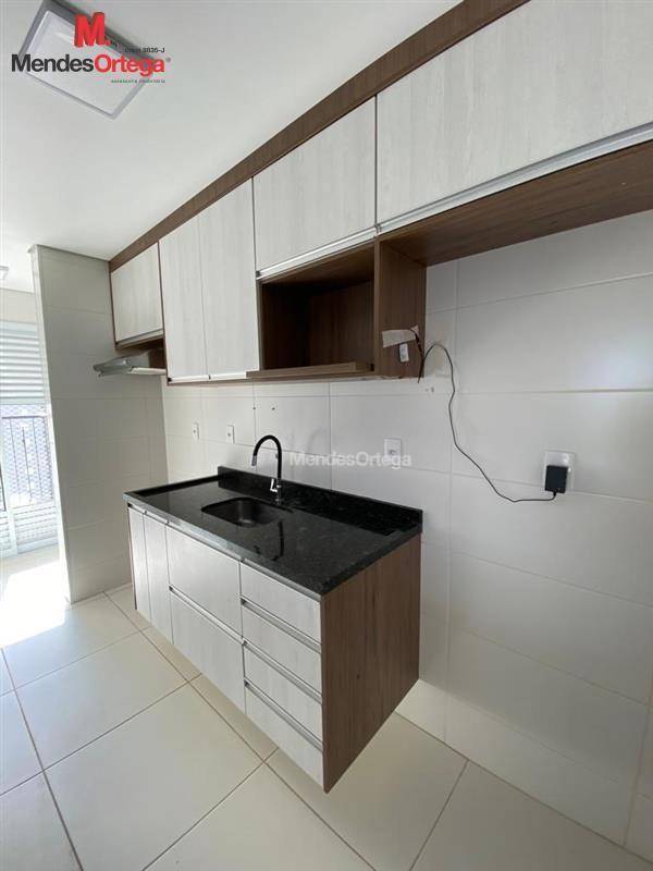 Apartamento para alugar com 3 quartos, 86m² - Foto 8