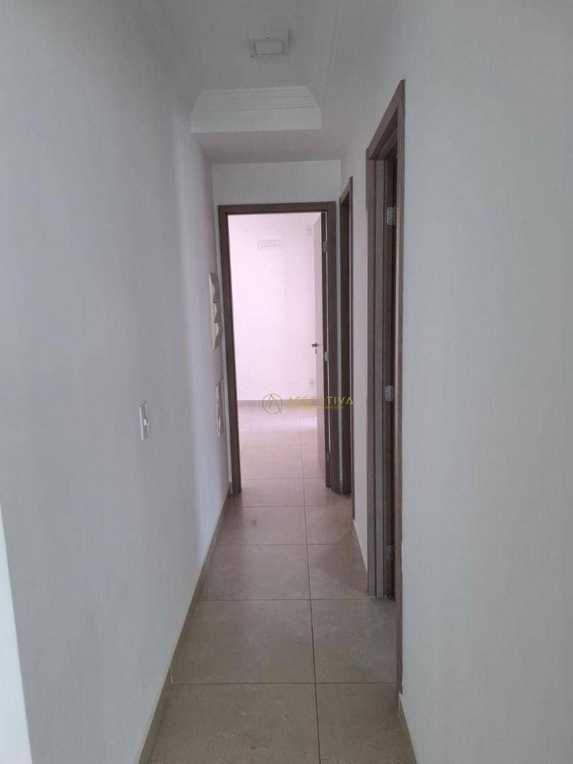 Apartamento para alugar com 2 quartos, 98m² - Foto 13