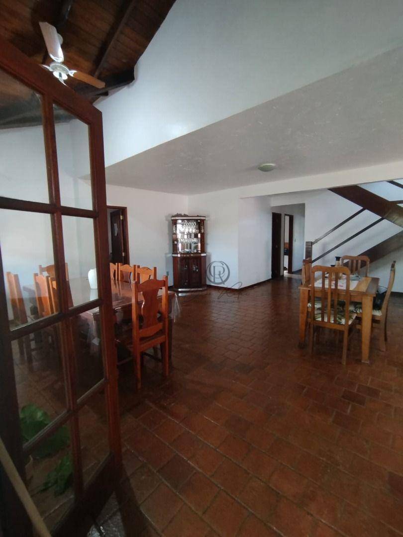 Casa de Condomínio à venda com 5 quartos, 217m² - Foto 7