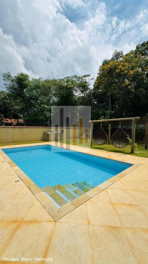 Casa à venda com 3 quartos, 250m² - Foto 29