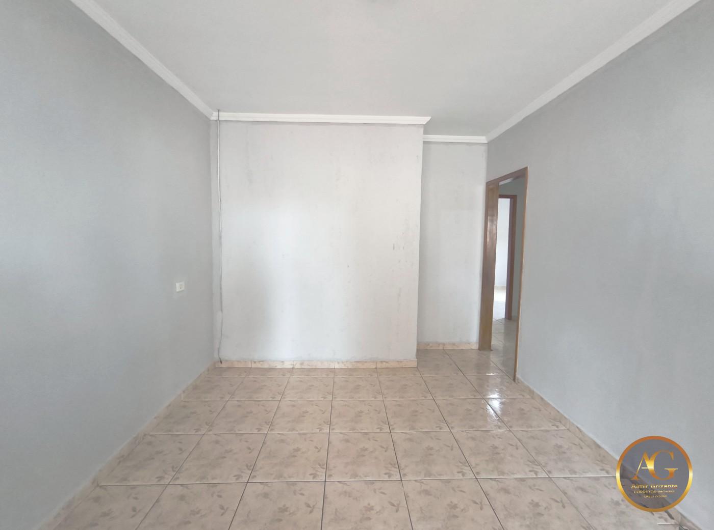 Casa à venda com 3 quartos, 112m² - Foto 5