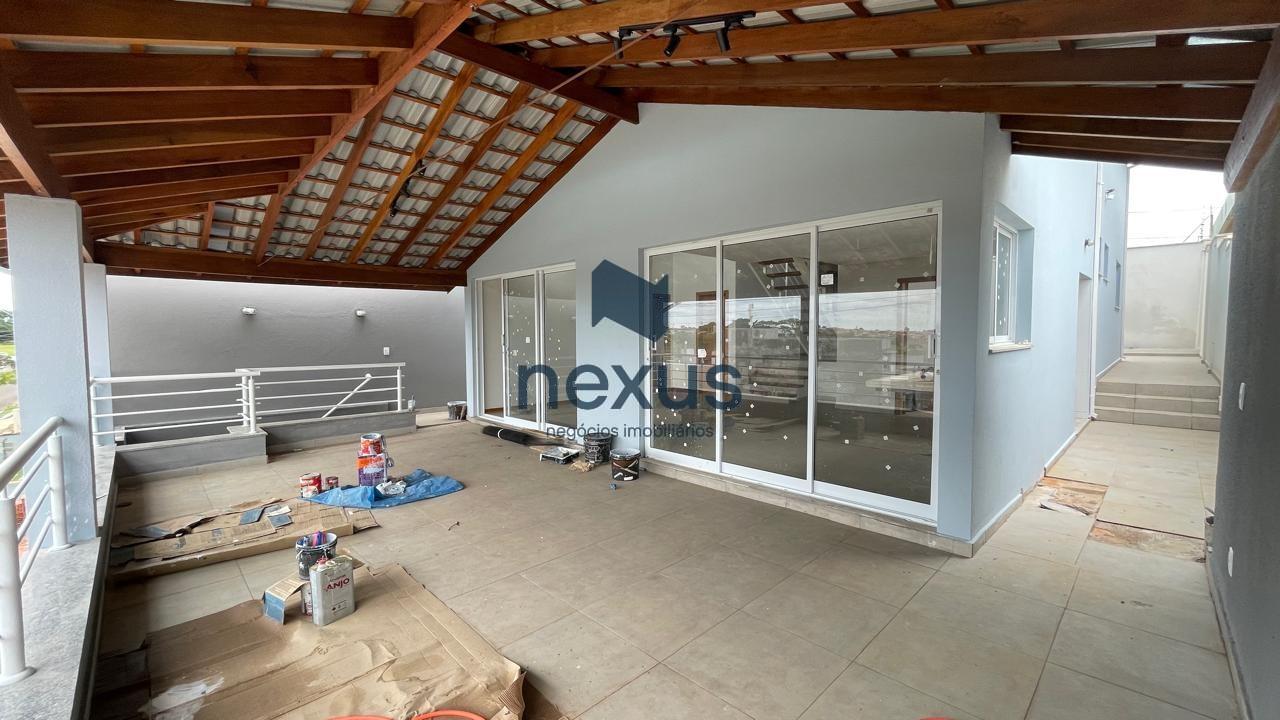 Casa à venda com 3 quartos, 250m² - Foto 18