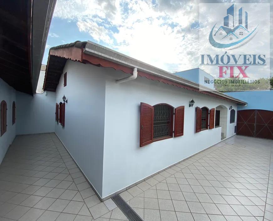 Casa à venda com 5 quartos, 198m² - Foto 19