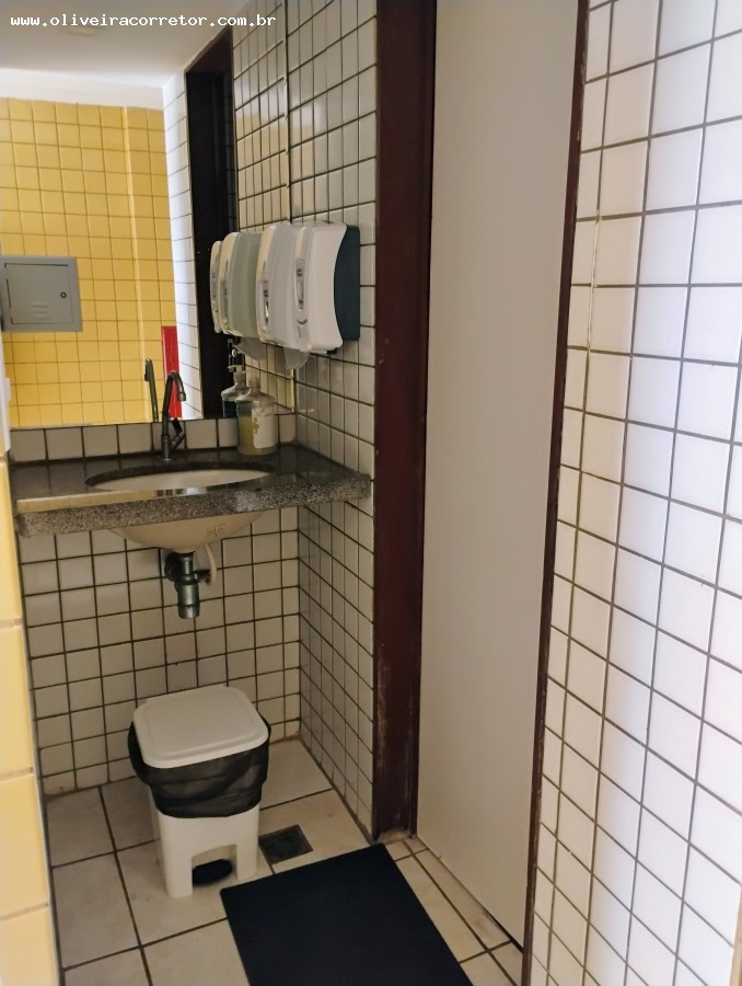Apartamento para alugar com 2 quartos, 65m² - Foto 18