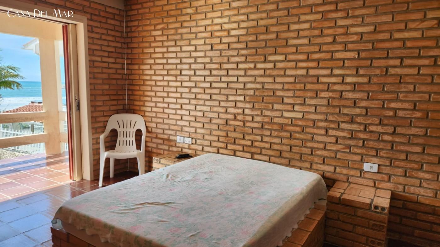 Casa à venda com 7 quartos, 340m² - Foto 33