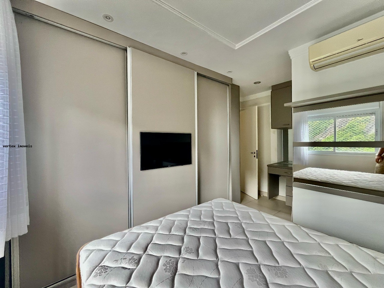Apartamento à venda com 3 quartos - Foto 9