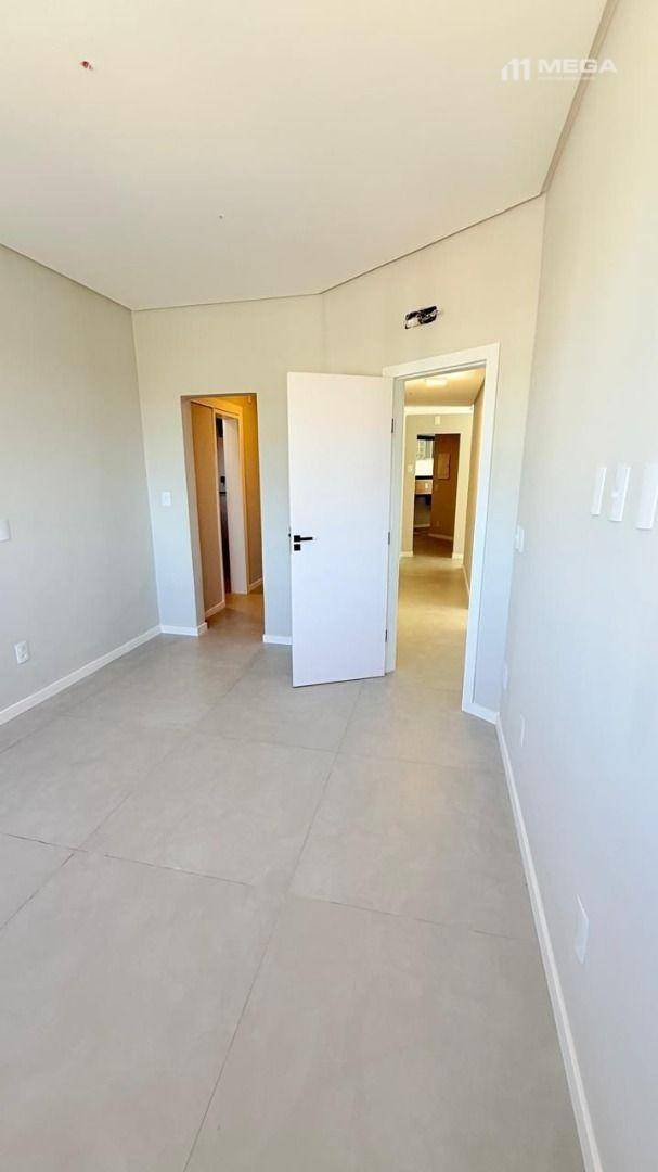 Apartamento à venda com 3 quartos, 140m² - Foto 19