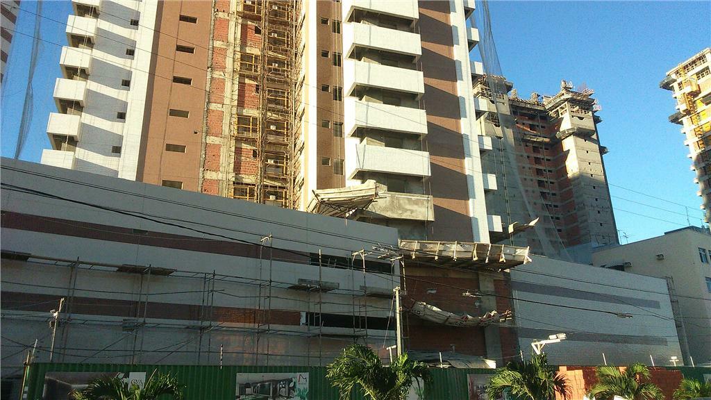 Apartamento à venda com 3 quartos, 115m² - Foto 1