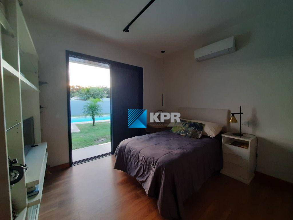 Casa de Condomínio à venda com 4 quartos, 550m² - Foto 5