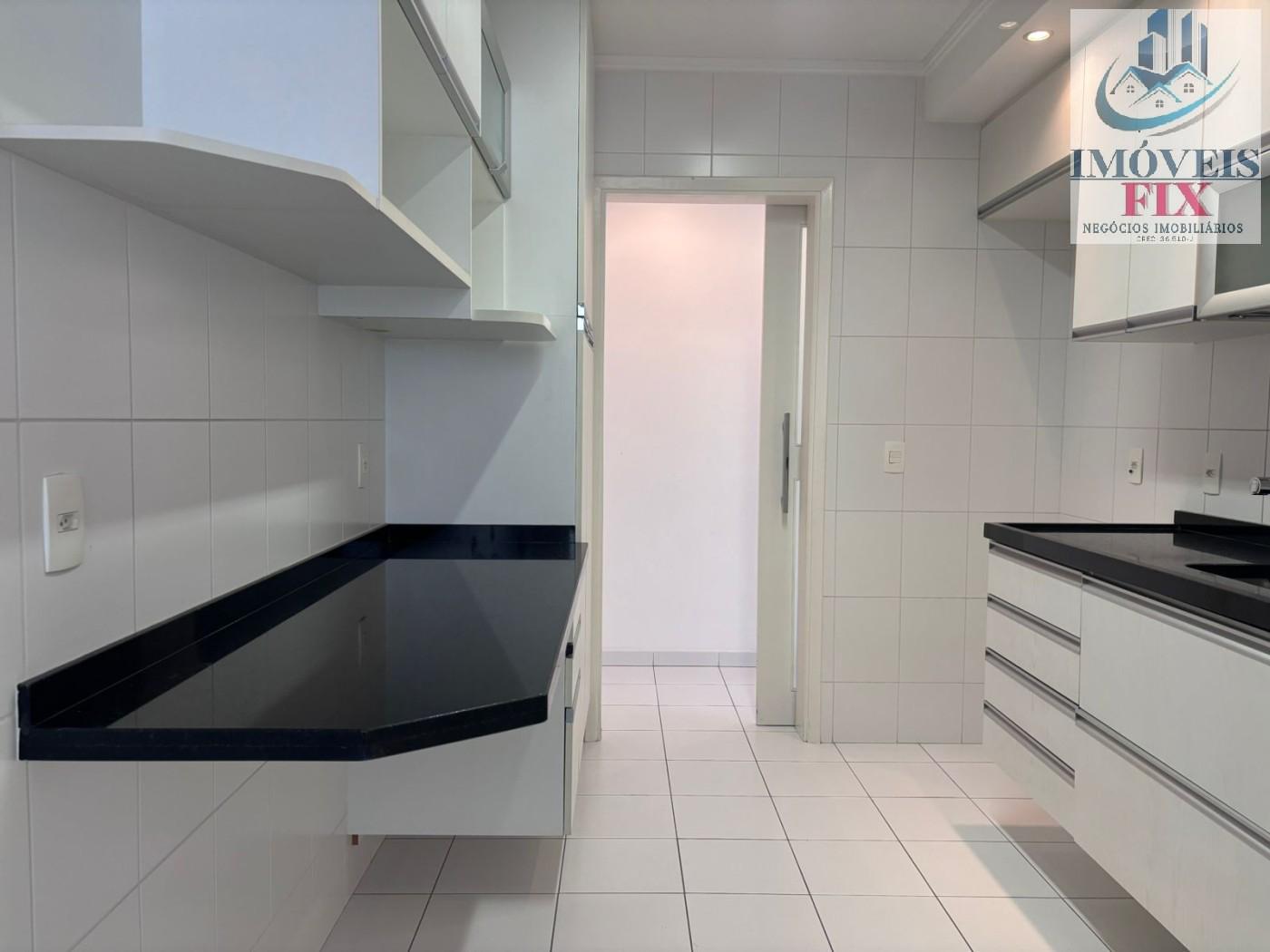 Apartamento à venda com 2 quartos, 75m² - Foto 17