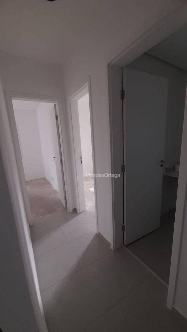 Apartamento à venda com 2 quartos, 46m² - Foto 11