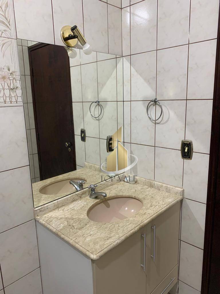 Casa de Condomínio para alugar com 3 quartos, 152m² - Foto 17