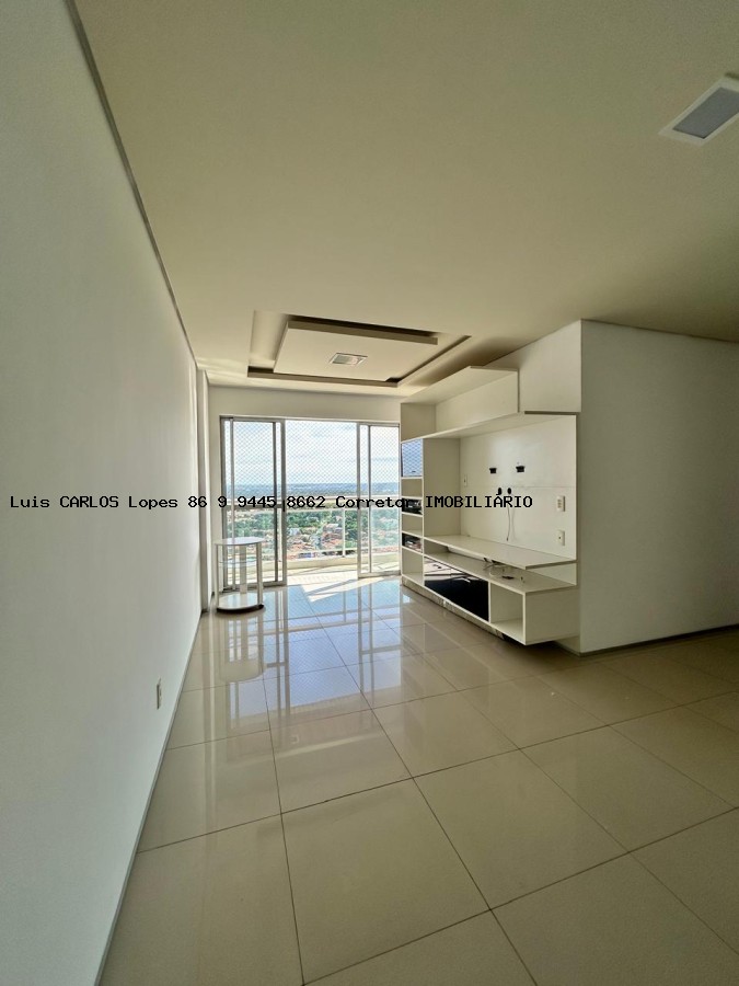 Casa à venda com 3 quartos, 80m² - Foto 2